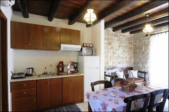 Esperides Stone Houses Palekastro Exterior foto